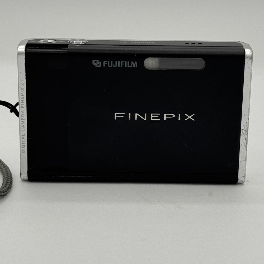 Fujifilm FinePix Z1 Digital Camera Black 5.1MP Super CCD 3x Optical Zoom Tested